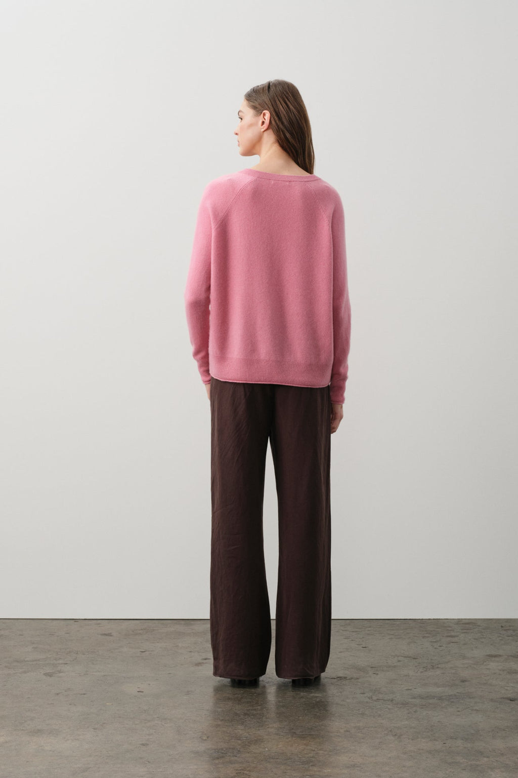 HARLYN CASHMERE V-NECK SWEATER
